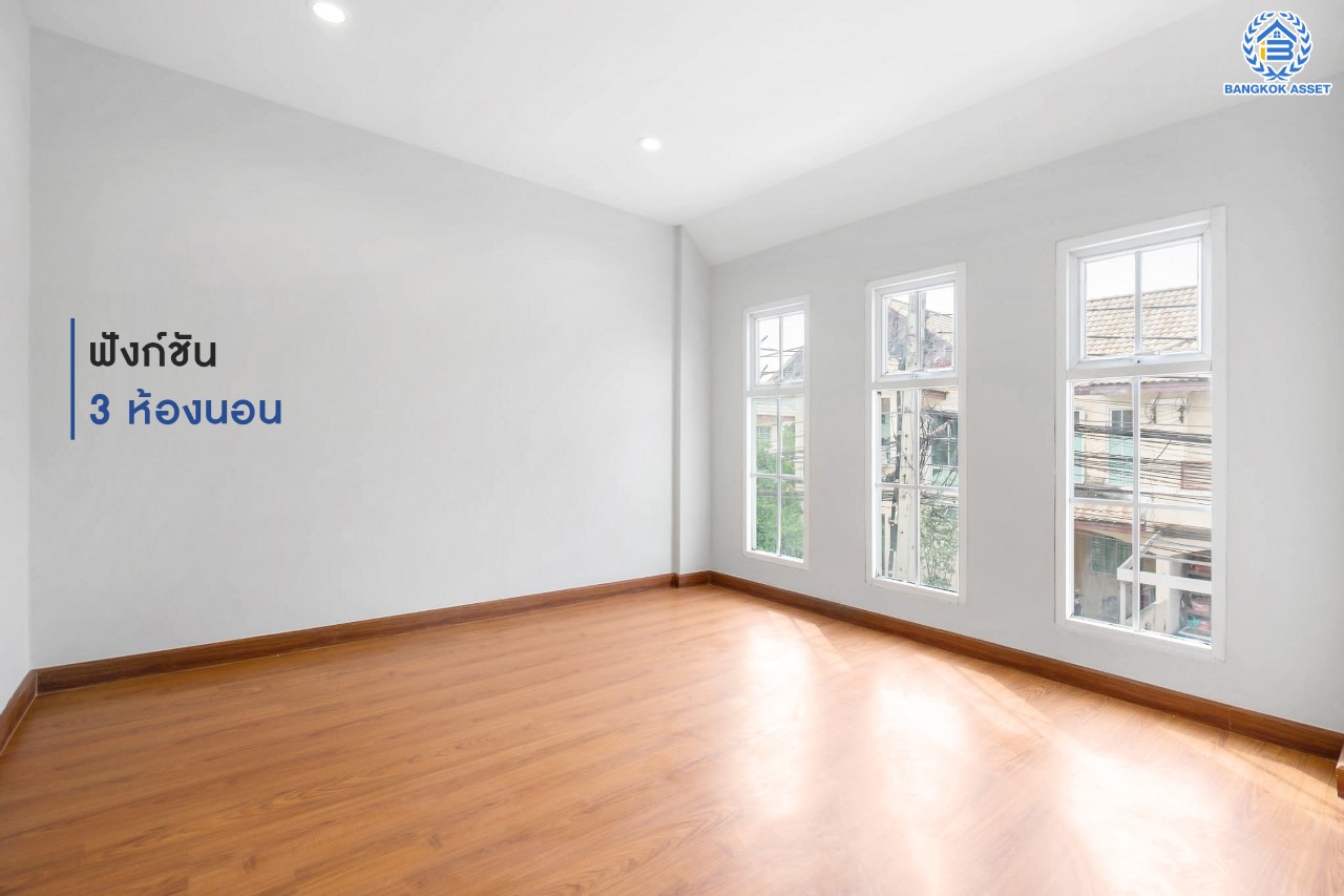 บ้านมือสองตกแต่งใหม่ ทำเลโซนเมือง! ม.นนทกาญจน์ นครอินทร์-พระราม5 หลังใหญ่ เนื้อที่ 33.1 ตร.ว. ฟังก์ชัน 3 ห้องนอน 3 ห้องน้ำ จอดรถได้ 1 คัน บนทำเลเชื่อมต่อทุกการเดินทาง ใกล้สะพานพระรามห้า และรถไฟฟ้า "สถานีแยกติวานนท์"